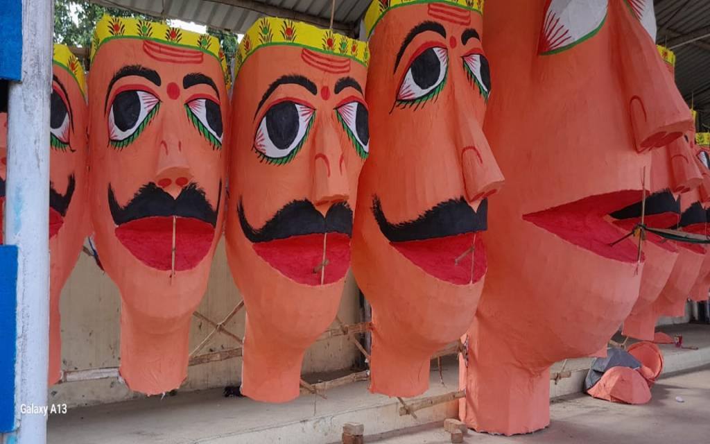 राम से पहले रावण को महंगाई ने मारा