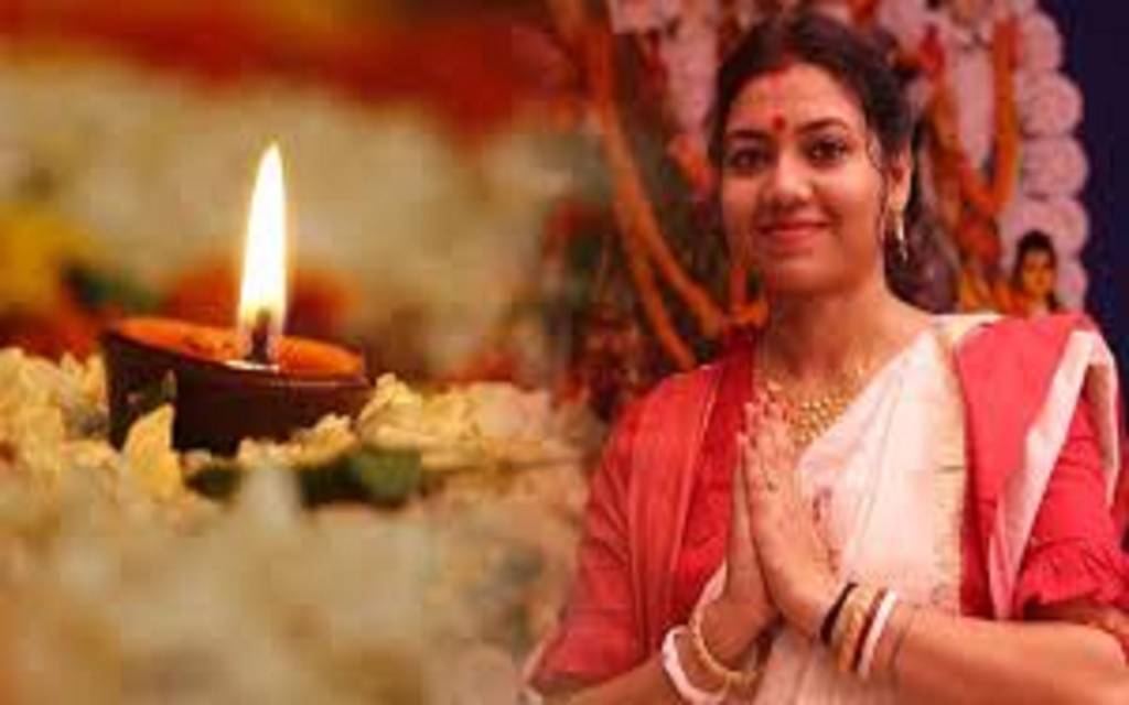 करवा चौथ का पर्व आज : पति की लंबी उम्र के लिए सुहागिनें रखेंगी निर्जला व्रत, 7 बजकर 58 मिनट पर होगा चंद्रोदय