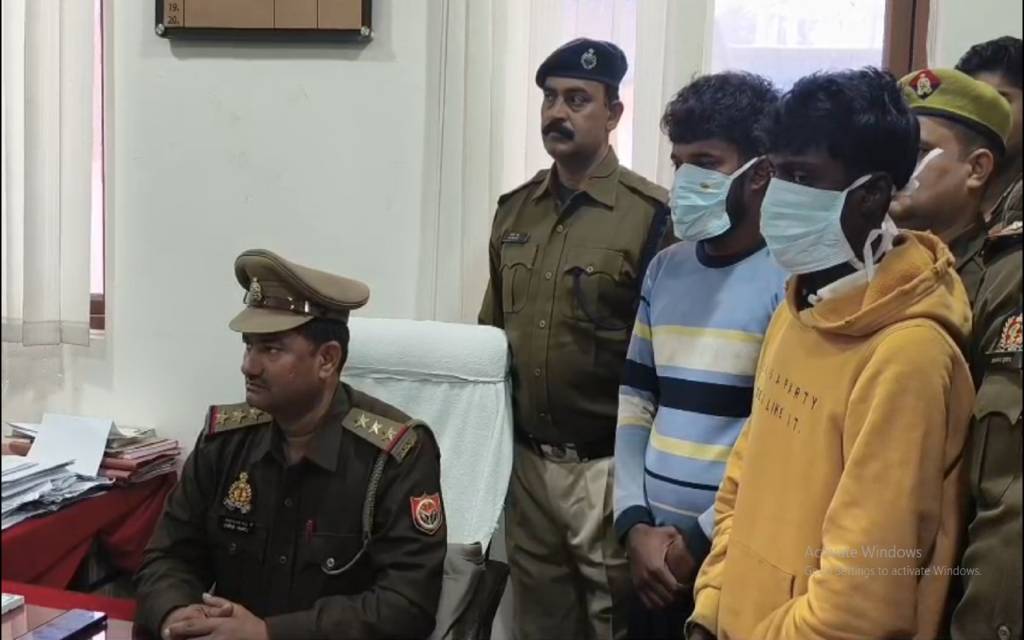 जीआरपी पुलिस की बड़ी कार्रवाई, ट्रेन चोर गिरोह के दो शातिर बदमाश गिरफ्तार